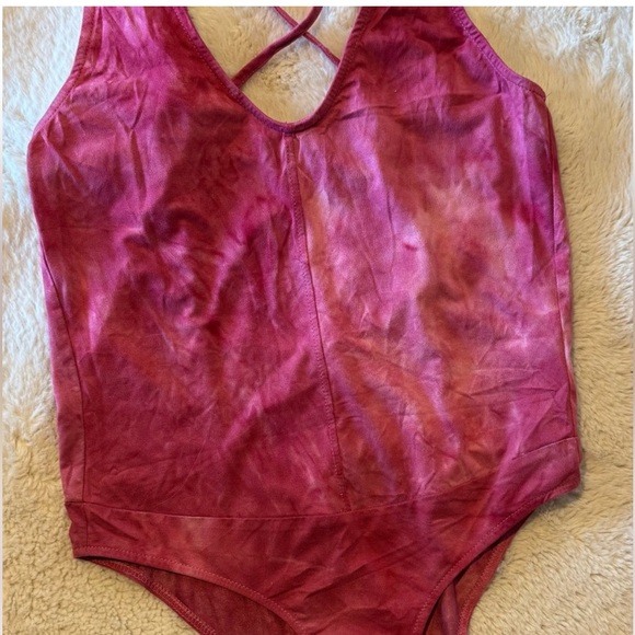 ⭐️4/$20 BUNDLE ITEM⭐️ Dainty Hooligan Tie-Dye Lace Up Bodysuit Size Small - Picture 5 of 8